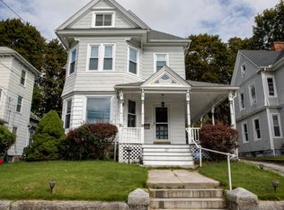 27 West Street, New London, CT 06320