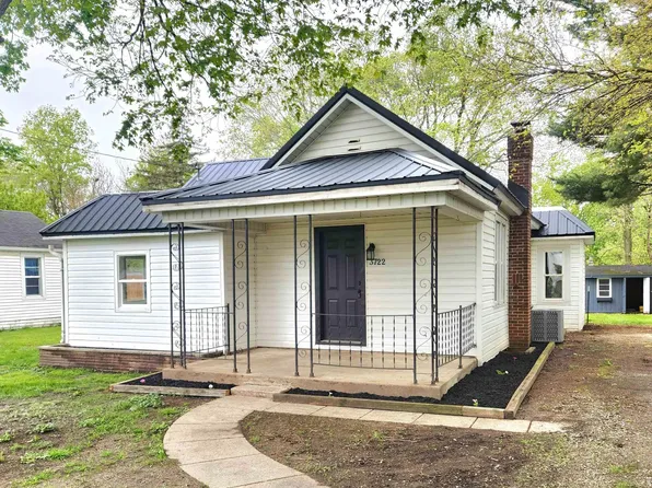 3722 W Wolf Lake St, Wolflake, IN 46796