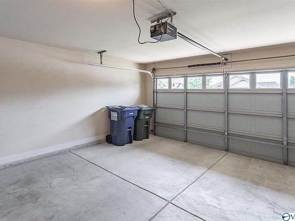 2nd image of 208 Summer Cove Cir NW