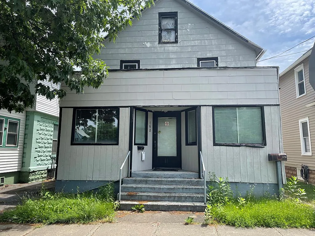 168 Dodge Ave photo 1