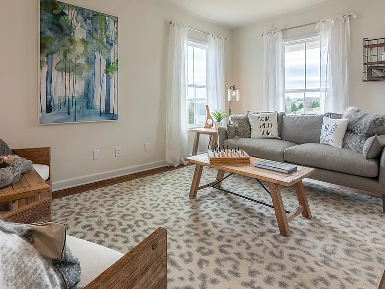 335 John Adams Dr — Photo 14