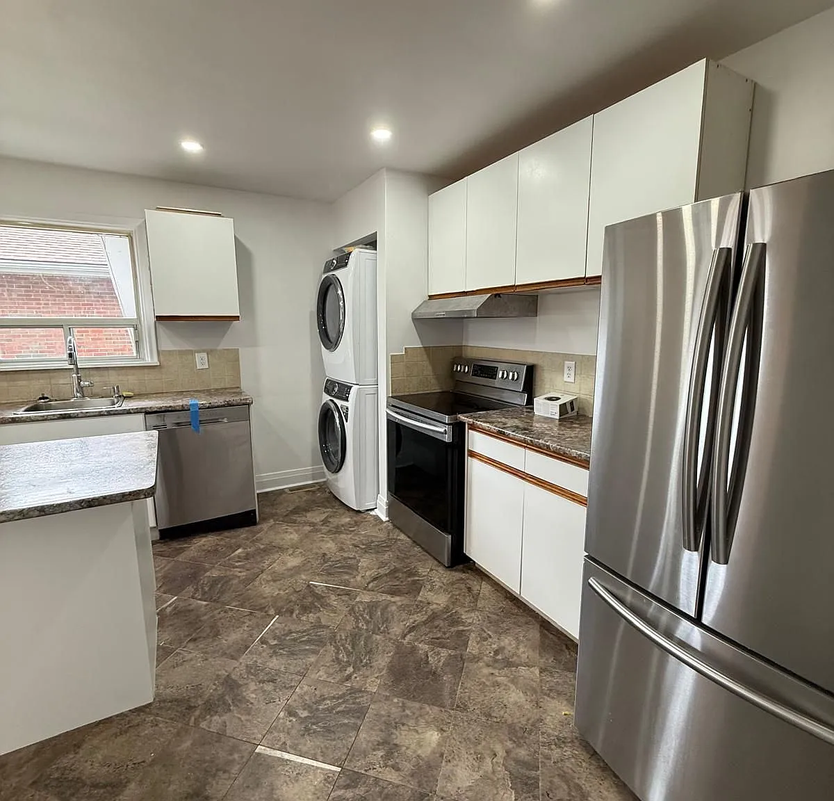3 bed, $2,350 — Photo 4