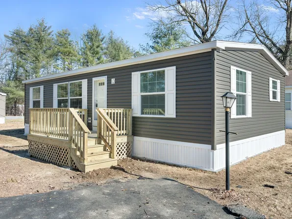 49 Robbins Street, Hinsdale, NH 03451