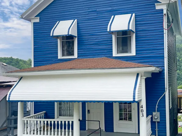 403 James St, Hinton, WV 25951