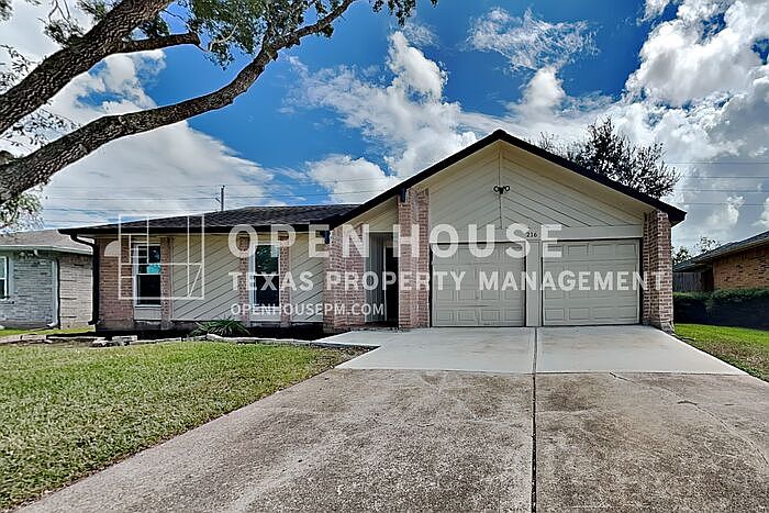 1st image of 216 Tara Plantation Dr