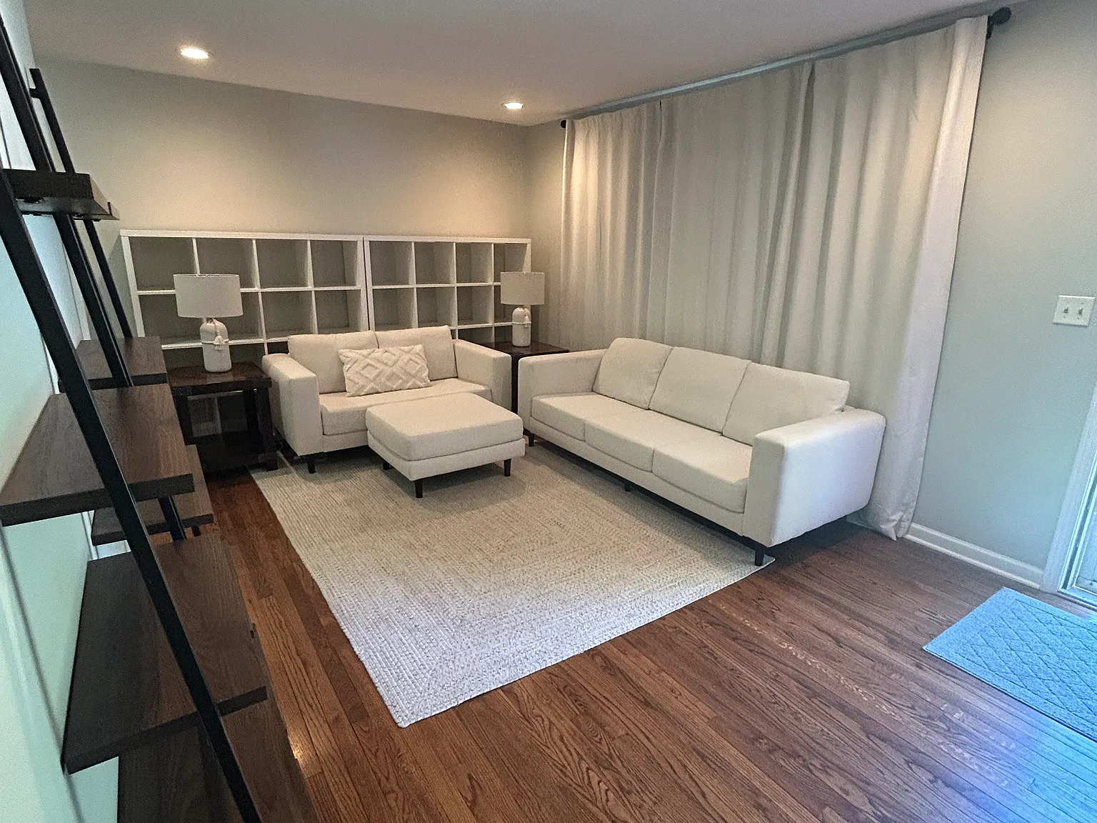 2 bed, 782 sqft, $2,150 — Photo 3