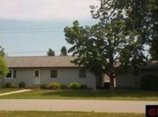 503 3rd St, Cleveland, MN 56017