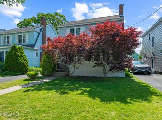 29 Van Schoick Ave, Albany, NY 12208