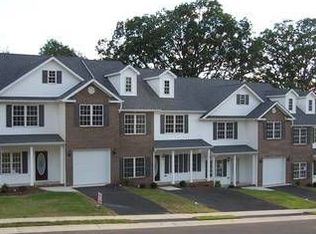 114 Collinswood Rd, Staunton, VA 24401