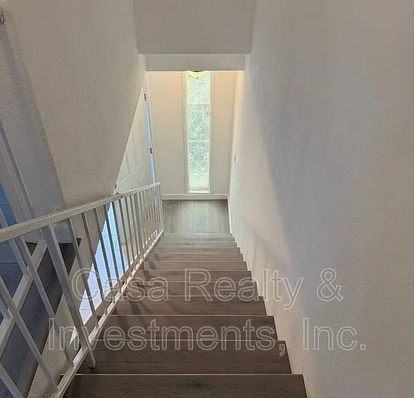 16920 S Vermont Ave #D — Photo 9