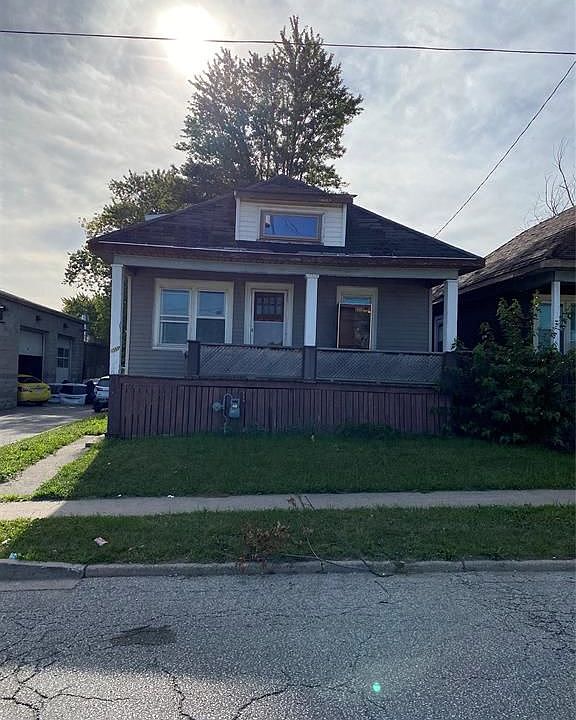 1st image of 1361 Crawford Ave