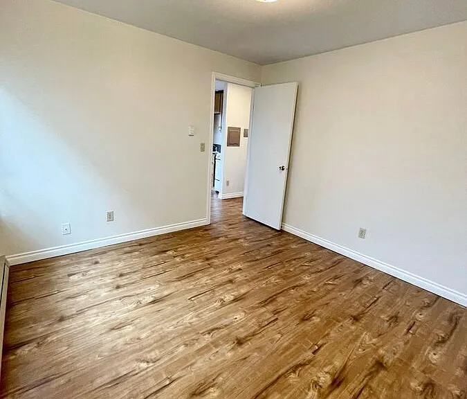 1347 15th Ave S #2 — Photo 12
