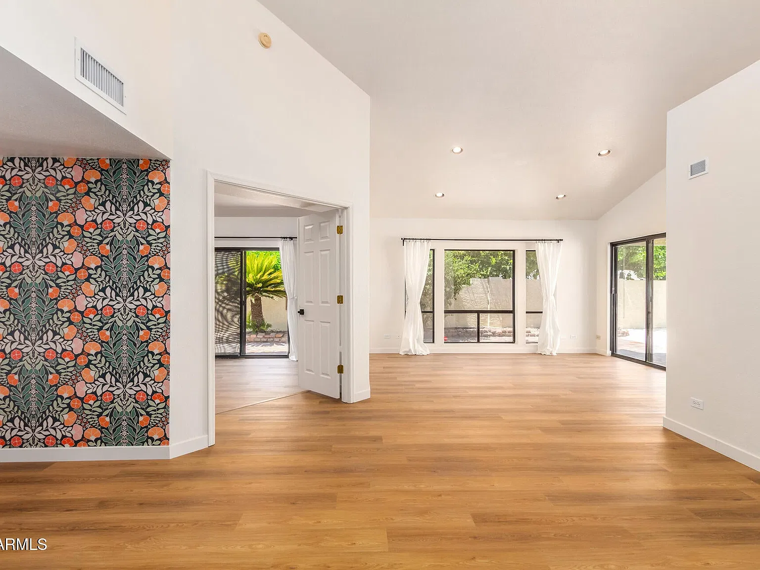 2 bed, $2,950 — Photo 2