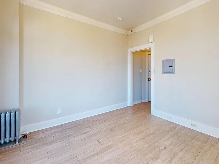 124 Mason Street — Photo 16
