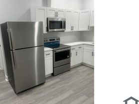 6122 Market St, Philadelphia, PA