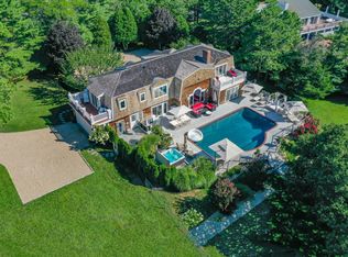 30 Blackwatch Ct, Southampton, NY 11968