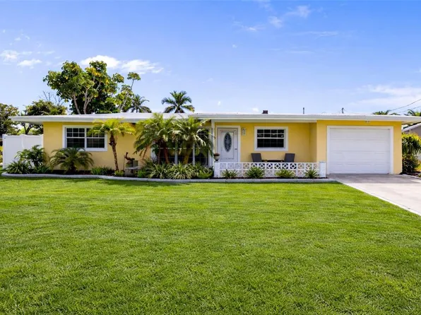 109 Arlington Ct, Port Charlotte, FL 33952