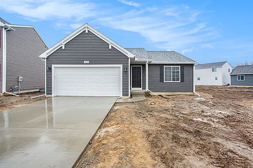 2204 Macatawa Ln Photo 1
