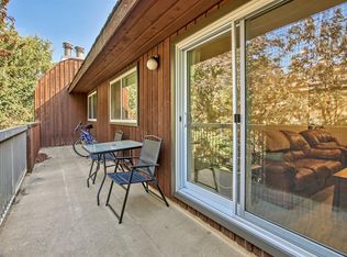 1001 68th Ave SW #308, Calgary, AB T2V4X1