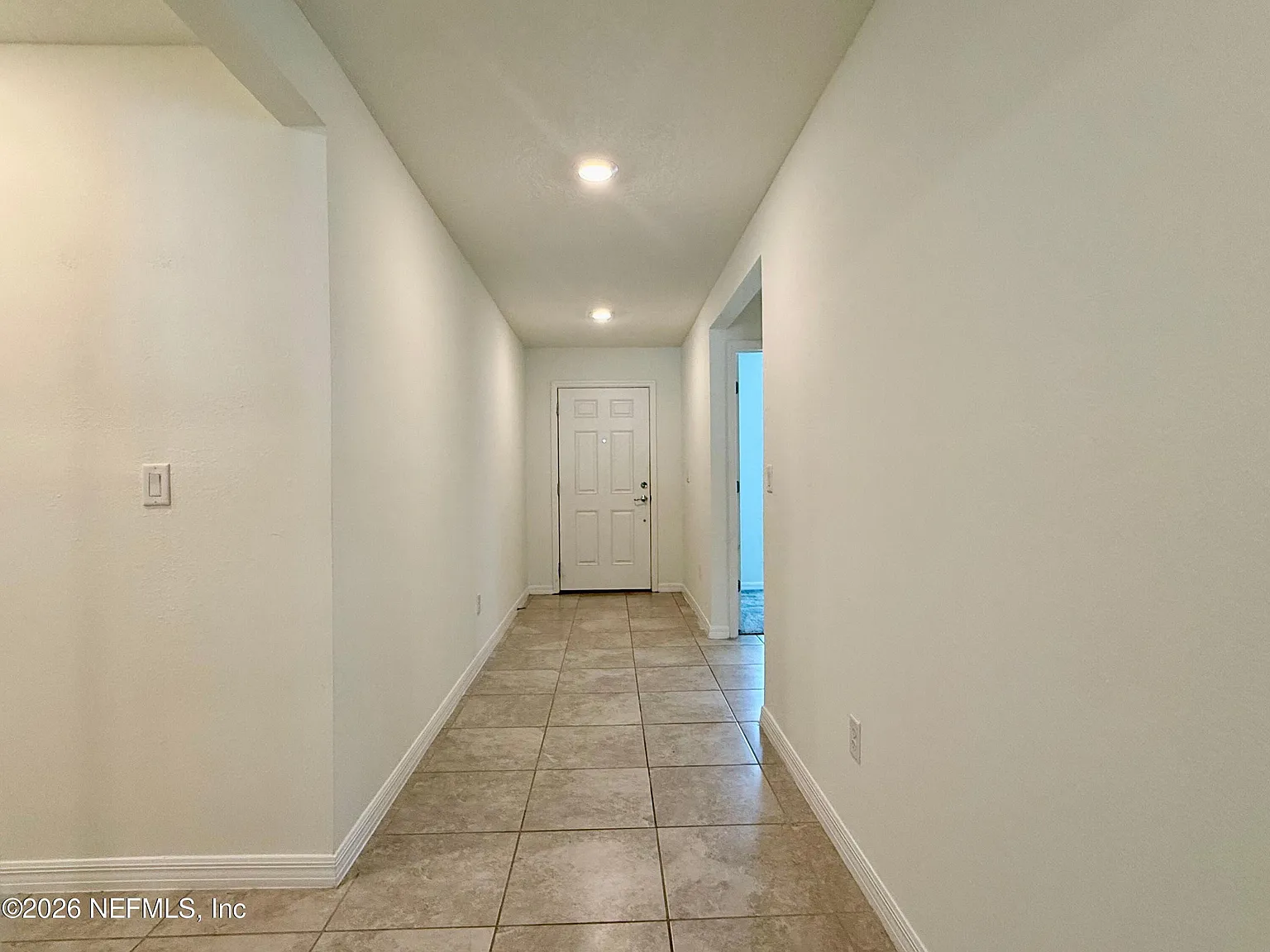 4 bed, 2.0 bath, 1766 sqft, $2,400 — Photo 3