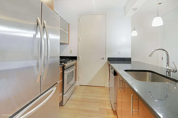 Rented by Corcoran | media 14