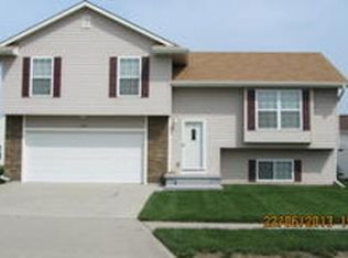 5735 Merlin Ln, Council Bluffs, IA 51501