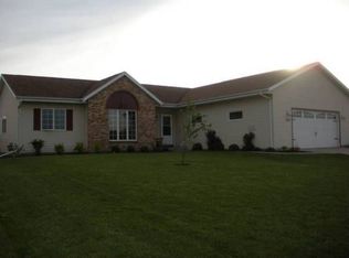 124 Ridge Creek Dr, Janesville, WI 53548
