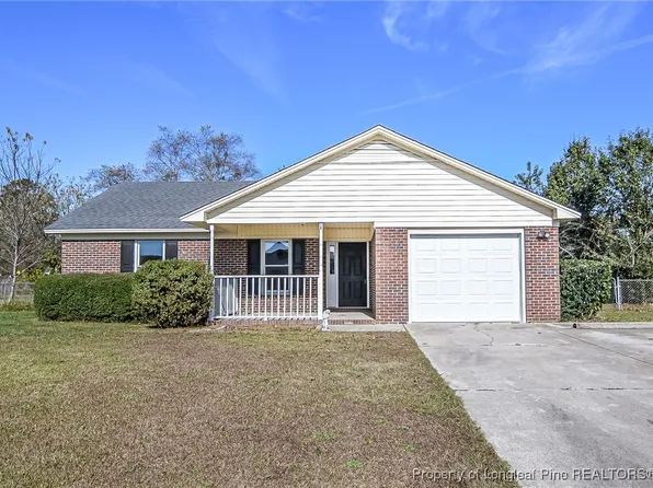 207 Sparrow Dr, Fayetteville, NC 28306