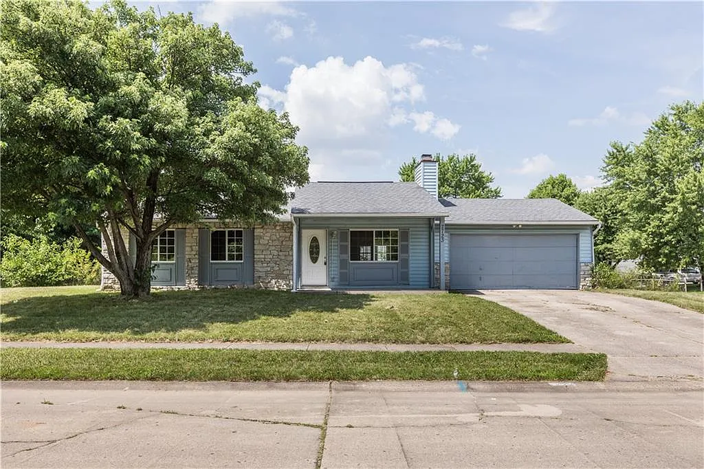 2723 Heatherlea Dr photo 1