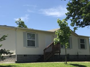 28080 Lipinsky Ln, Eugene, OR 97402