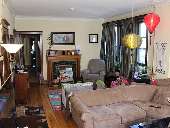 4th image of 4856 N Winchester Ave APT 2