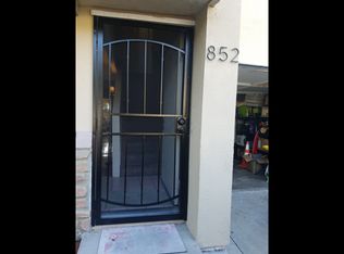 852 Raintree Pl, Vista, CA 92084