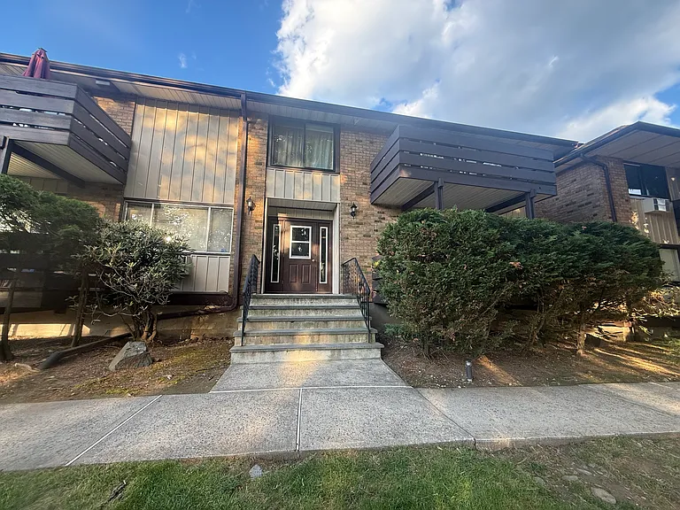 188 Sierra Vista Ln — Photo 8