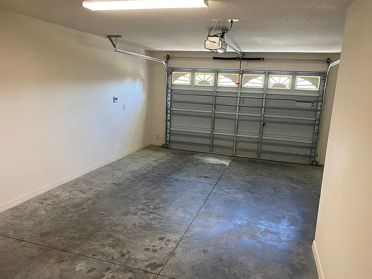 3102 Sabal Palm Ave — Photo 23