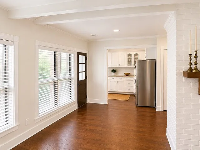 315 Sunset Circle - 1 — Photo 2