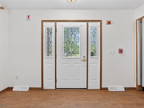 4th image of 16519 Albion Rd