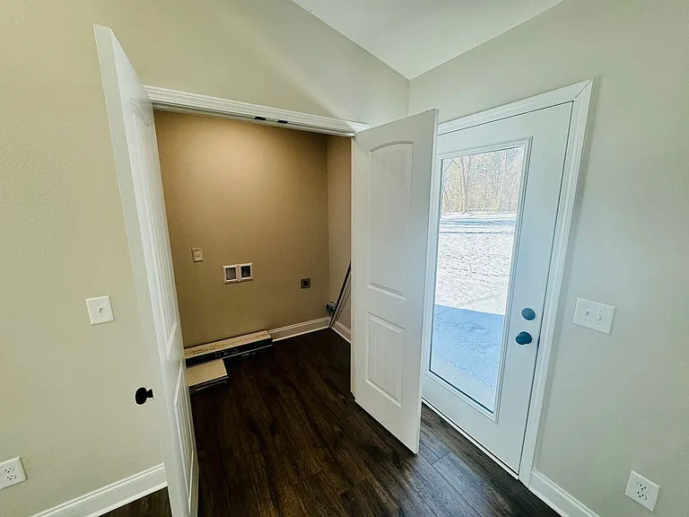 111 W End Ave — Photo 21