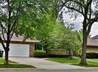 4321 Bobolink Ter, Skokie, IL 60076
