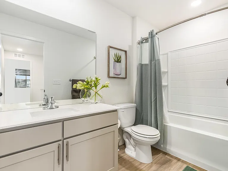 5795 Champlain Dr — Photo 23
