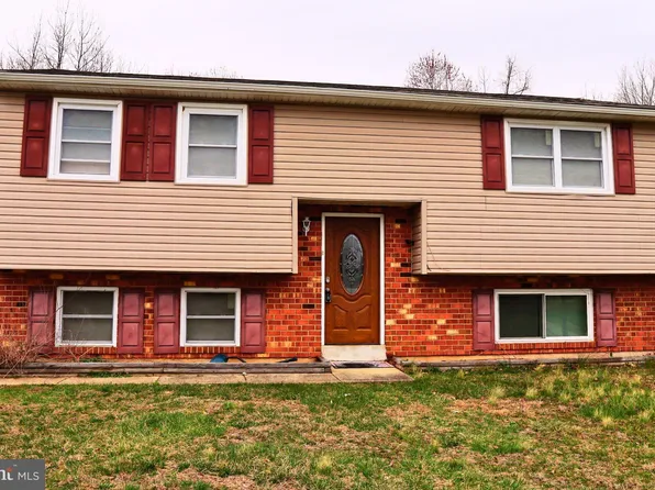 22 Gershwin Cir, Newark, DE 19702