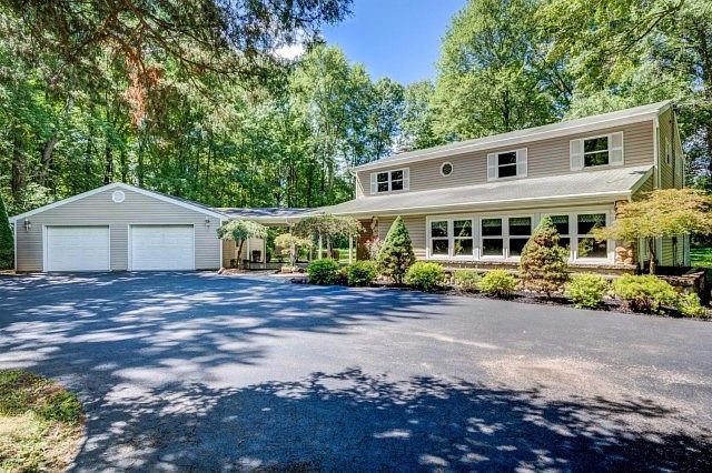 1st image of 6507 Woody Ln
