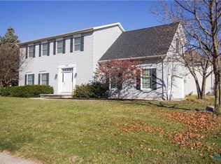 1891 Hamilton Dr, Perrysburg, OH 43551