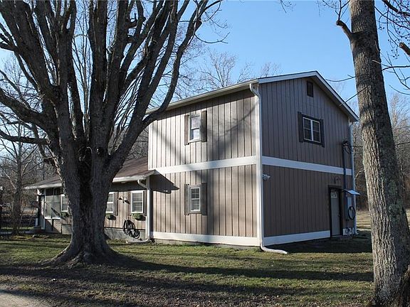 5th image of 4698 Dorthy Ln
