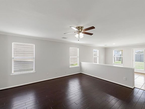 4th image of 20638 Fair Castle Dr