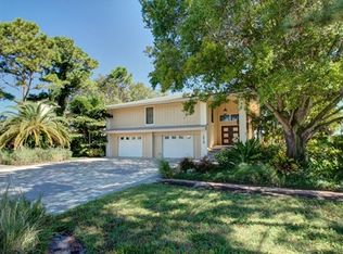 1518 Riverside Dr, Tarpon Springs, FL 34689