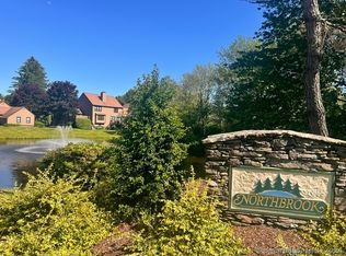 15 Boulder Ridge Rd #15, Monroe, CT 06468