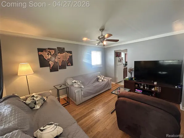 28810 Townley St, Madison Heights, MI 48071