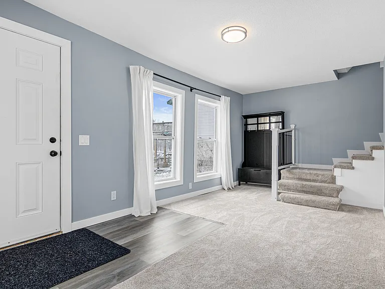 2156 Sandy Ln — Photo 2