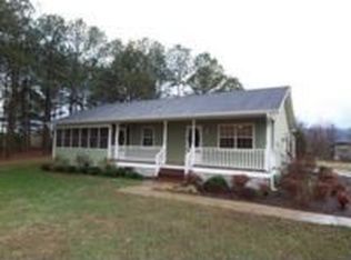 179 Cottage Ln, Chickamauga, GA 30707