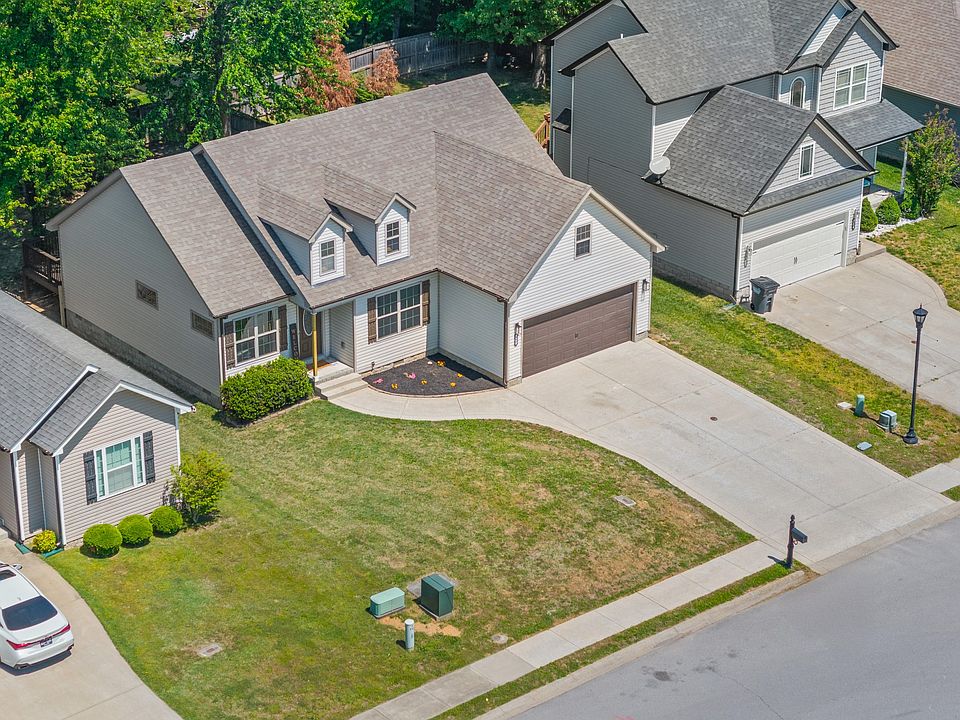 1st image of 497 Medallion Cir